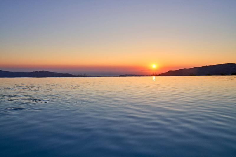Nobu Hotel Santorini (Adults Only) Imerovigli  Exterior foto